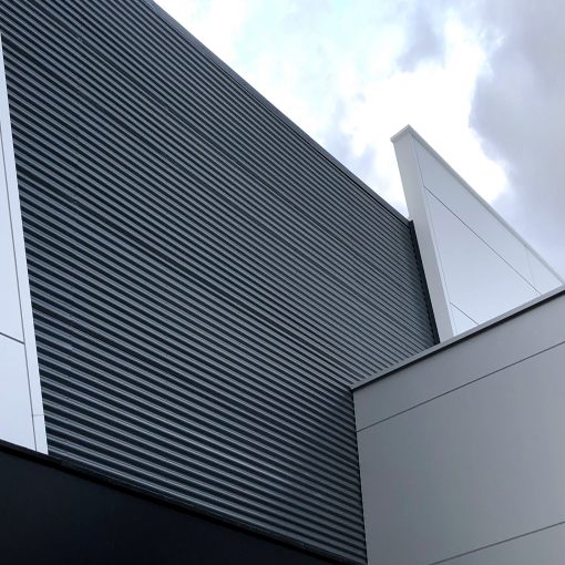 Fachada-alucobond-ecuador-toyota-4